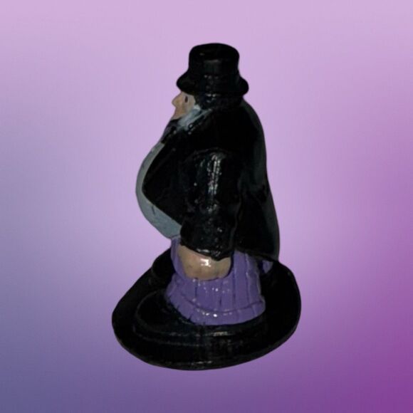 Vintage DC Comics Batman  The Penguin  Mini Figure Cake Topper Toy 1.5” B20 - Picture 4 of 6